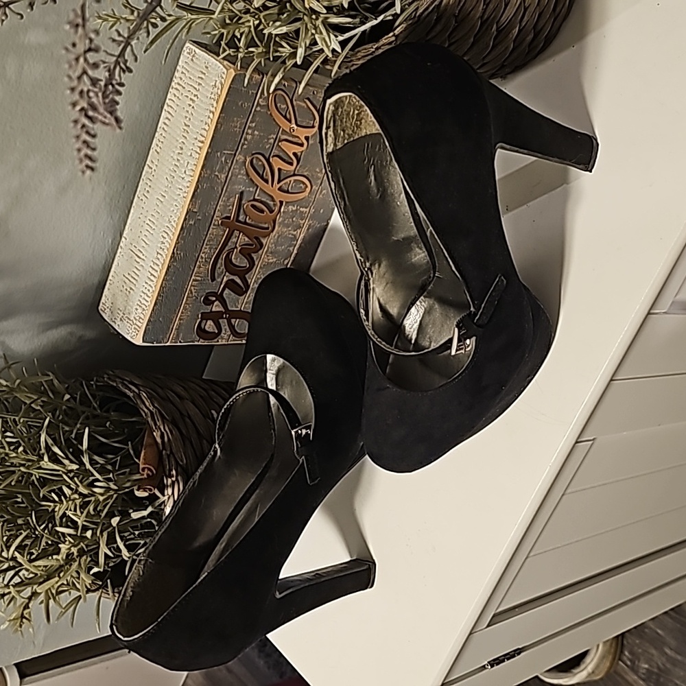 Guess Black Suede Mary Jane Platform Heels - Picture 6 of 6